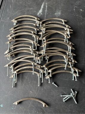 40pc pre-owned silver/nickel cabinet hardware pulls